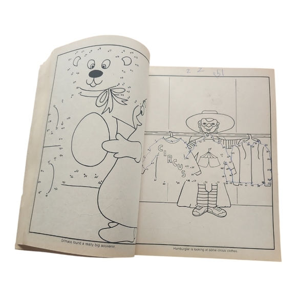 VTG Ronald Mcdonald Mcdonalds Dot to Dot Coloring Book 1982 - Picture 6 of 7